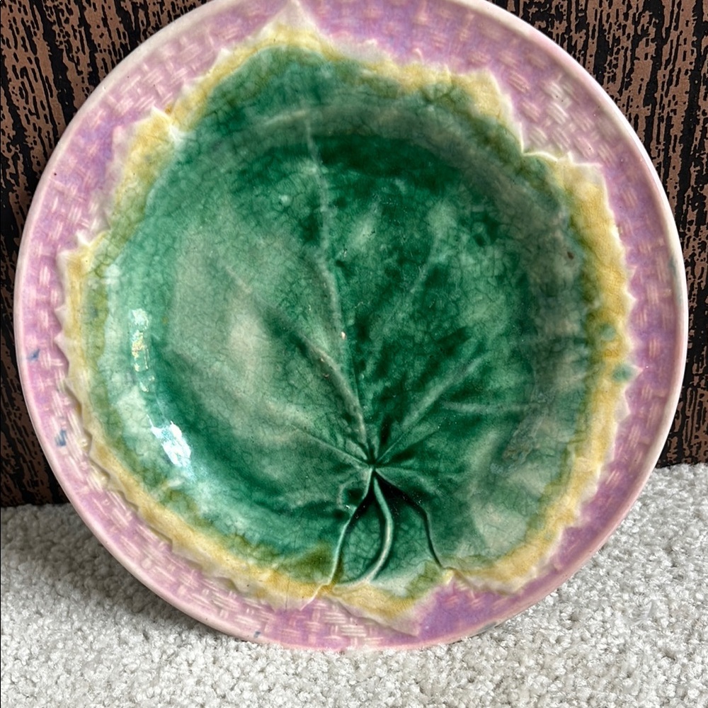 Green and Pink Leaf Plate